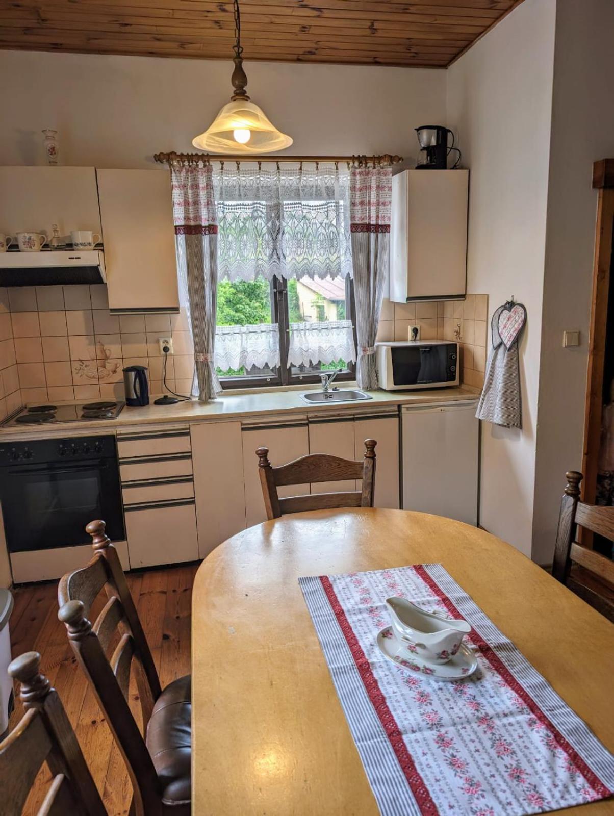 Apartman V Pensionu U Holzaepfelu Červený Kostelec Eksteriør bilde